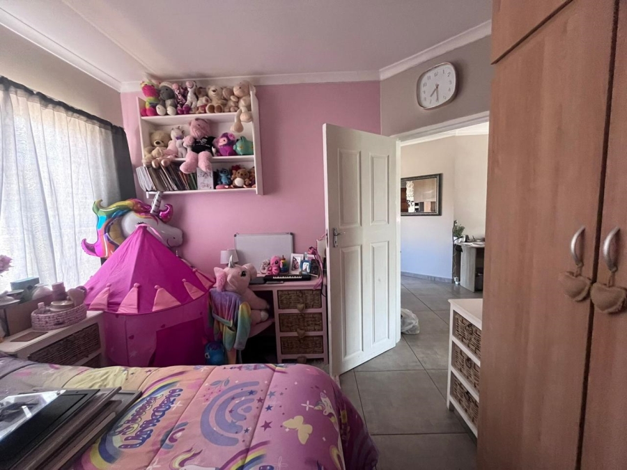 2 Bedroom Property for Sale in Noordhoek Free State